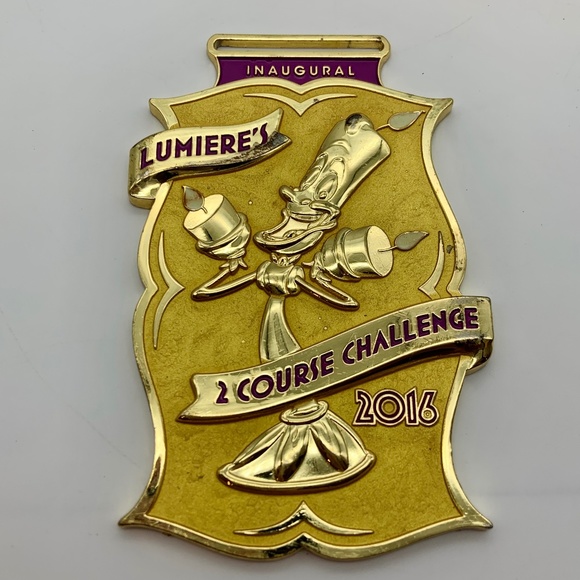 RARE Disney Beauty & The Beast Lumiere's Inaugural 2 Course Challenge 2016 Medal - Picture 1 of 13